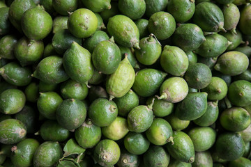 Green lemon provide Vitamin C