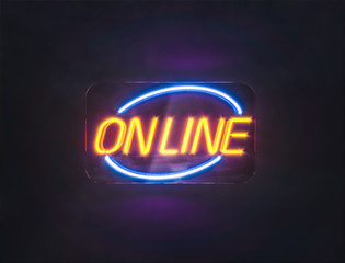 Obraz premium Neon sign Online on a modern glass background with vaporwave aesthetic. 3d render illustration