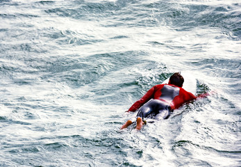 Surfers in Biarritz  - obrazy, fototapety, plakaty