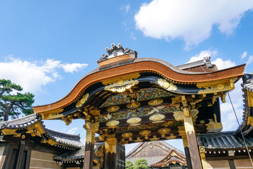 二条城 二の丸御殿唐門