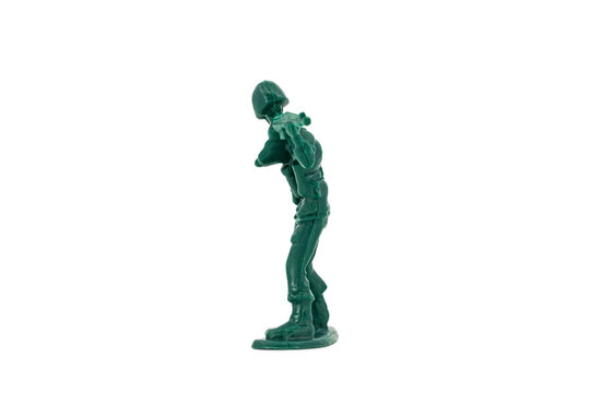 Green toy soldiers on white background. Soldier three on six models. (3/6) Picture seven on sixteen viewing angles. (07/16)