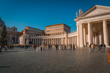 Fototapeta na wymiar St.Peter square in Vatican before COVID-19