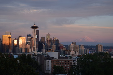 Seattle skyline at sunset