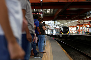 boarding the salvador metro