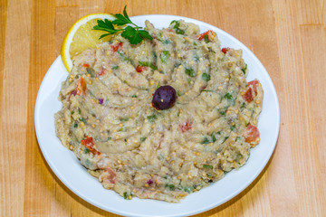 Baba Ghanoush whit olive
