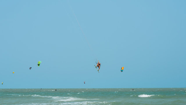 Kitesurfing Thailand Hua hin on a Sunny day
