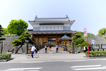 島津家の堂々とした御楼門