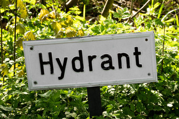 Hydrant Hinweisschild