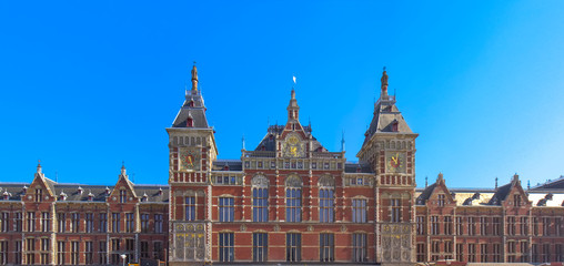 Fototapeta premium Central station building in Amsterdam