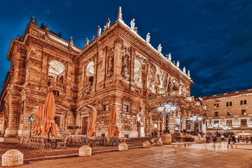 Fototapeta premium BUDAPEST, HUNGARY-MAY 05,2016: Hungarian State Opera House is a neo-Renaissance opera house located in central Budapest.
