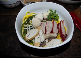 red pork noodles