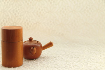 木製の小さな家具のインテリア