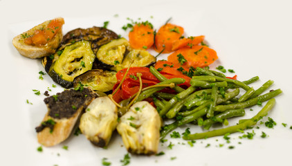 Entrée italienne de légumes froids