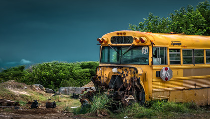 Épave de bus scolaire