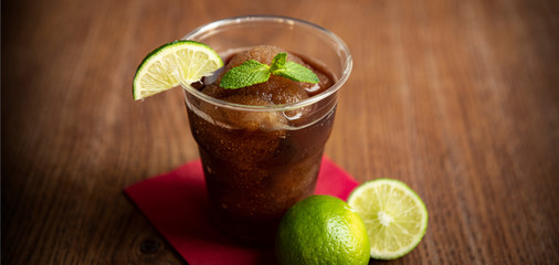 Cola Slush Eis