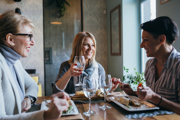 women having lunch at restaurant