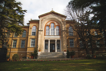 Obraz premium Istanbul, Turkey February 22, 2020: Hagia Triada Orthodox Monastery School view