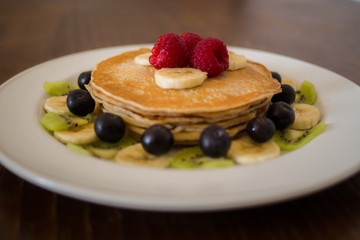 pancakes et fruits
