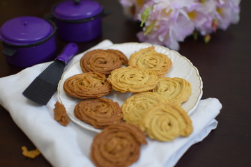 Obraz na płótnie Canvas Chocolate and vanilla flavor whole wheat cookies 