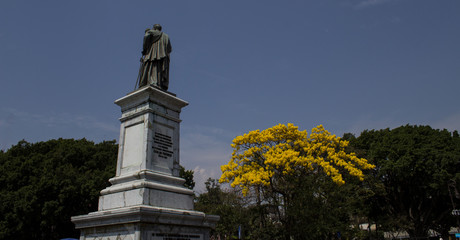 Obraz premium monument statue in Cuernavaca