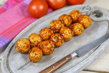 brochettes de viande hachée de poulet 