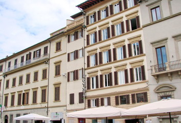 The fresh appearance of the medieval buildings of Florence is no different from the modern buildings on the streets of the city.