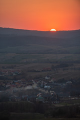Zachód słońca , góry, wiosna, wioska, miejscowość,   