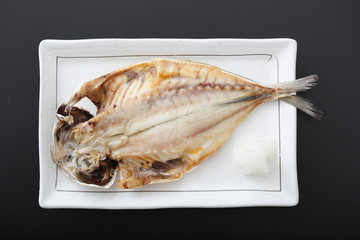 アジの干物
