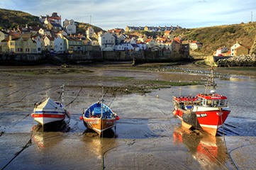 Fototapeta premium Staithes harbour, Yorkshire