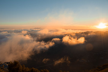 Obraz premium sunset in the mountains