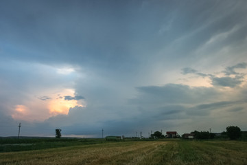 Obraz na płótnie Canvas Thunderstorm in the evening light