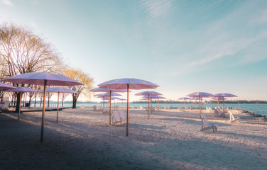 Sugar beach Toronto empty