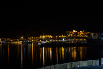Fototapeta na wymiar night marine view of the Cable Ingles of Almeria