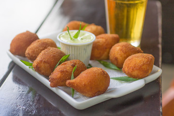 Porção de coxinha de frango frita