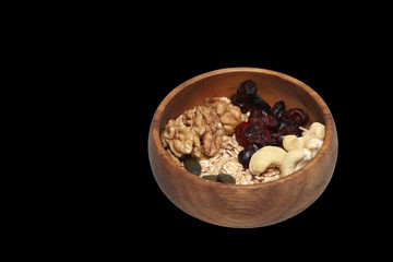 Müsli mit Flocken Nüssen Beeren