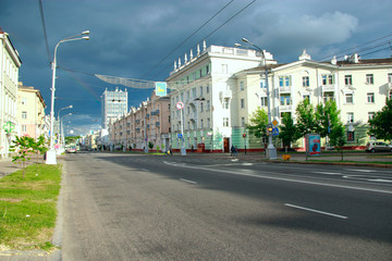 Fototapeta na wymiar Rain clouds covering Gomel. Urban panorama