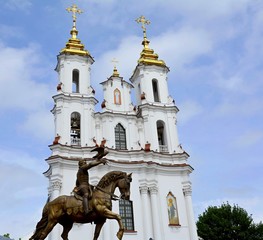 Fototapeta premium Church of the Resurrection of Christ on the Market Square in Vitebsk. Belarus. One-nave temple with a semicircular north-oriented apse with sacristies on the sides.