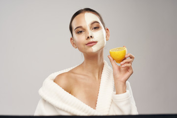 Obraz na płótnie Canvas Pretty woman with clean skin health care procedure