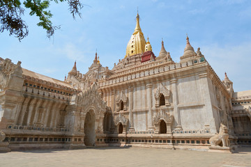 Fototapeta na wymiar The Ananda pagoda is one of best known and most beautiful temples in Bagan, Myanmar, Burma. 