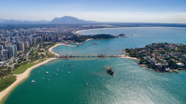Curva da Jurema beach photographed in Vitoria, Espirito Santo. Picture made in 2018.
