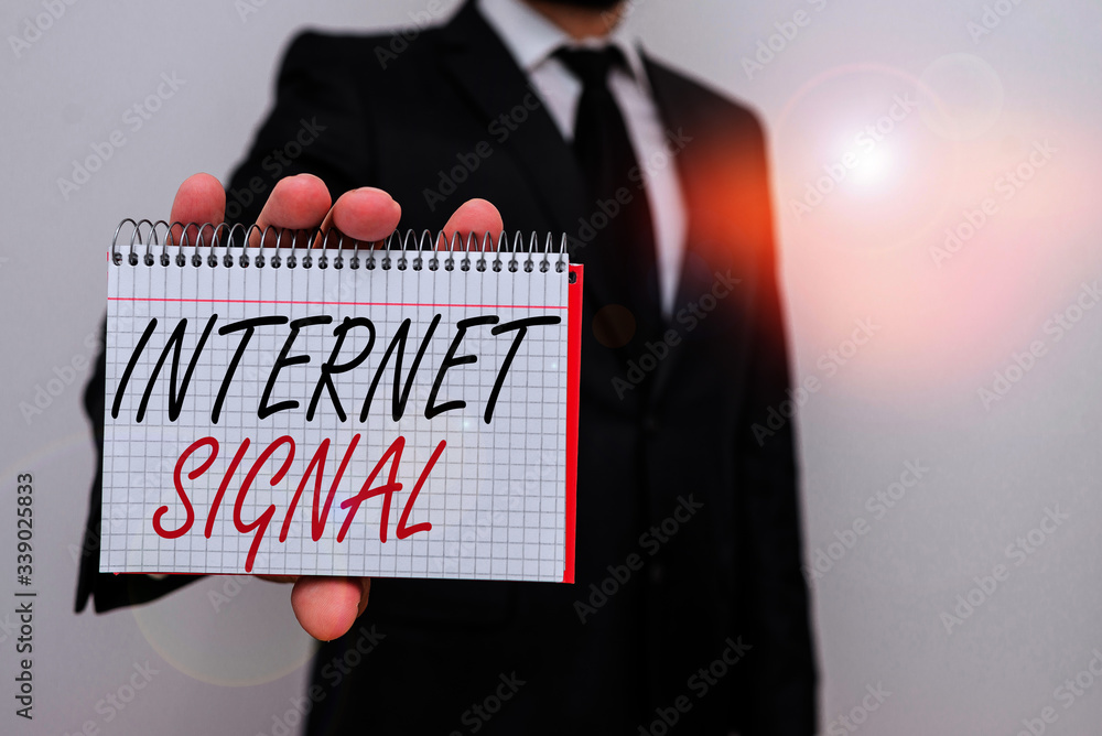 Aufkleber text sign showing internet signal. business photo text signal strength received by a phone from a ce