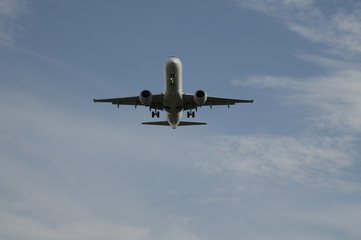 Fototapeta na wymiar Flugzeug am Frankfurter Flughafen