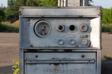 abandoned gas station, old gas station