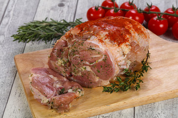 Chicken roll with herbs