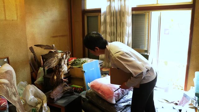 ゴミ屋敷　遺品整理業