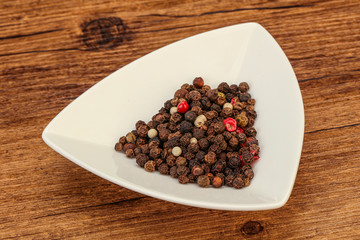 Peppercorn heap in the bowl