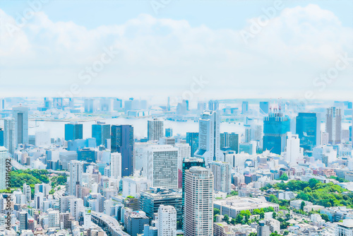 東京の都市風景 アニメ風 Wall Mural Wallpaper Murals Kurosuke 東京の都市風景 アニメ風 Wall Mural Wallpaper Murals Kurosuke