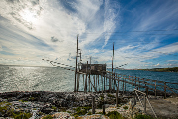An old trebuchet, typical construction for fishing.
