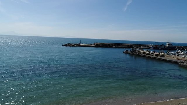 un giro per il lungomare di cetera.