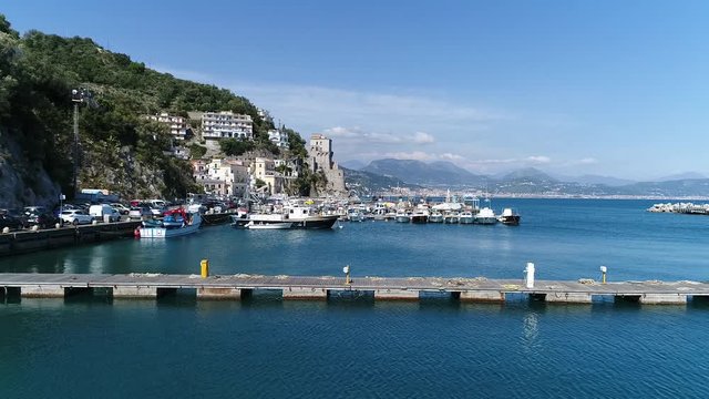 un giro per il lungomare di cetera.